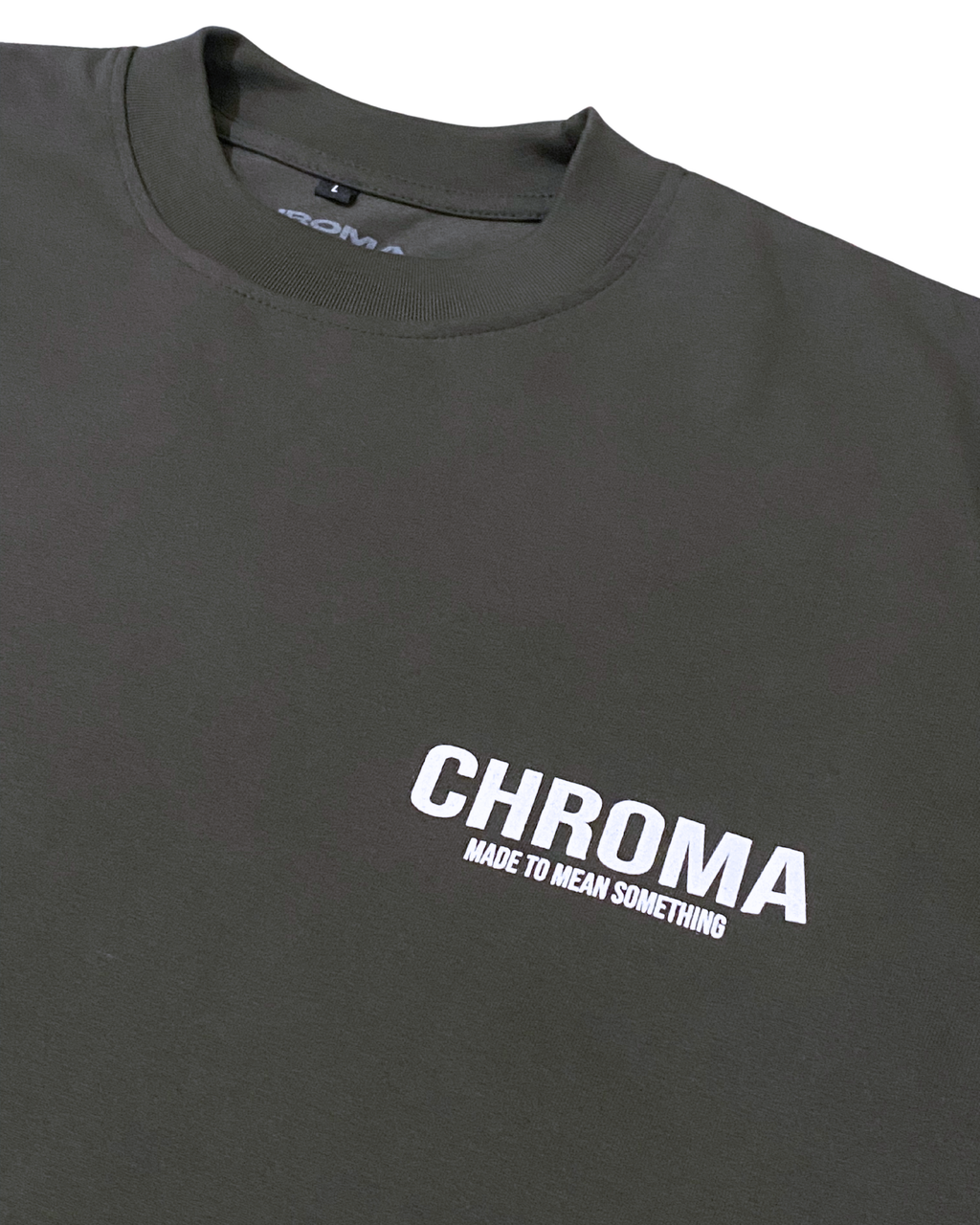 MOTION TEE IN DARK GRAY